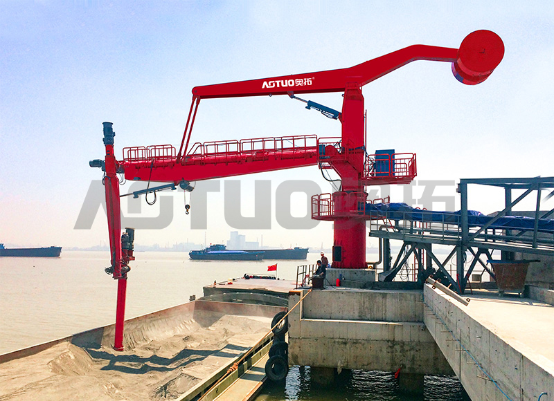 600-15000 DWT 100-500 t/h Lodný vykladač s pevnou skrutkou